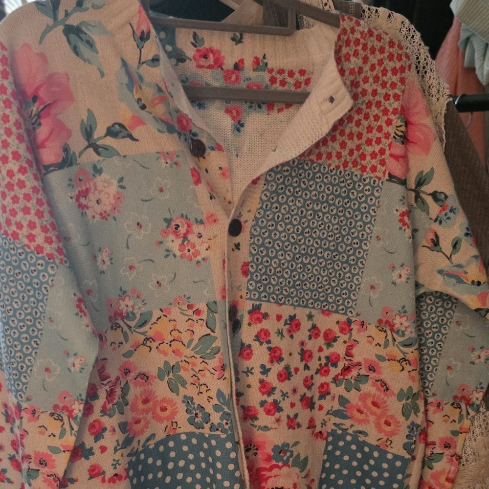 Floral Patchwork Women's Jacket - image 1